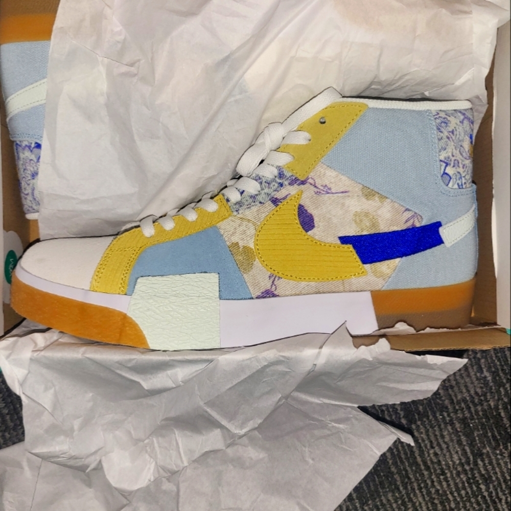 Nike SB zoom 11.5 MENS high top shoes brand new in the box never been worn